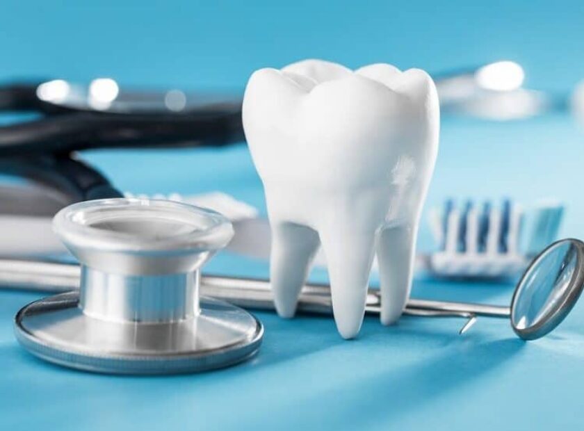 dental clinic 830x553 1 کلینیک دندانپزشکی دکتر افشین میرزایی